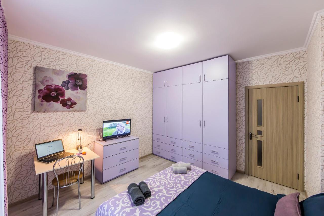 Стильные Апартаменты,Метро Вырлица,Метро Харьковская Kiev Exterior foto